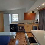 Velin شقة Primošten