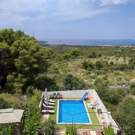 Apartment Apartments Villa Velin