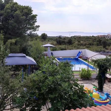 Apartment Apartments Villa Velin *