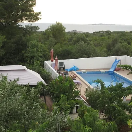 Apartments Villa Velin
