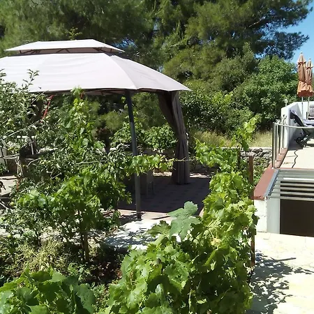 Apartments Villa Velin