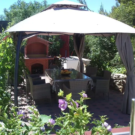 Apartment Apartments Villa Velin Primosten