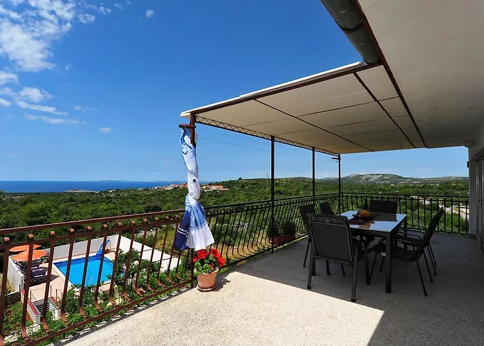 Appartement Velin Primošten